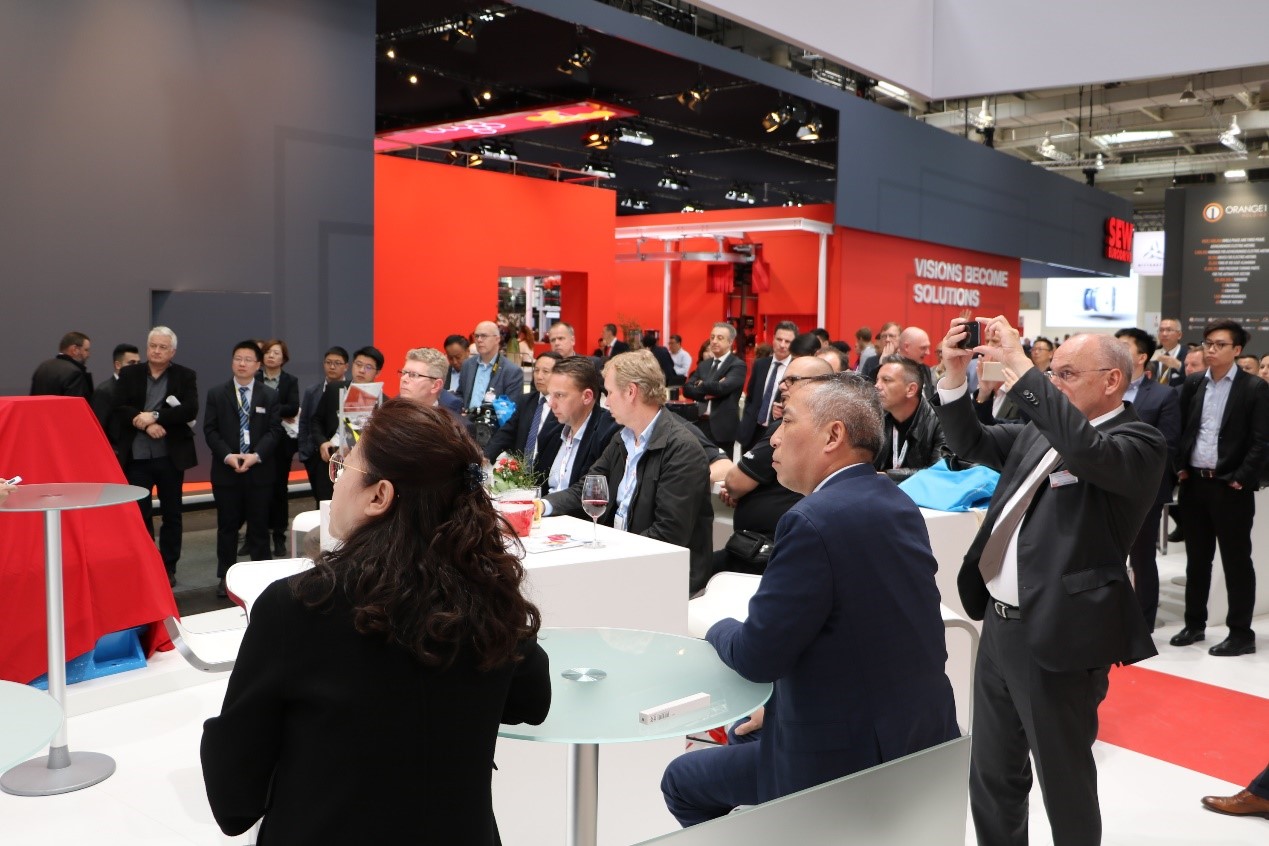 1555310011156334A979.jpg 1555310011156334A979.jpg